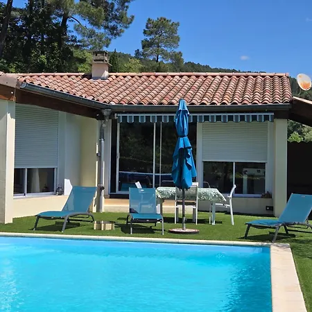Independant, Climatise, Piscine Rien Que Pour Vous, Classe 2 Etoiles 펜션