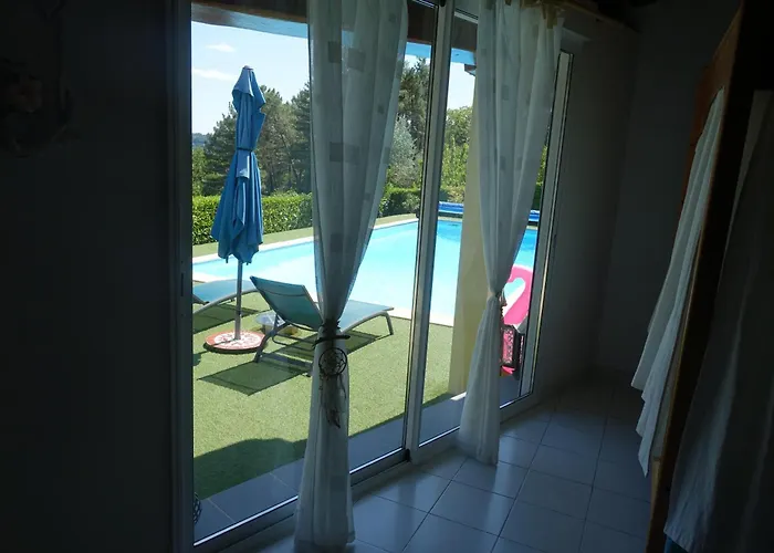 Independant, Climatise, Piscine Rien Que Pour Vous, Classe 2 Etoiles Casa de Férias Ucel